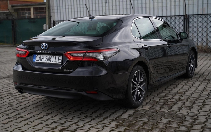 Toyota Camry cena 192605 przebieg: 1, rok produkcji 2024 z Janikowo małe 254
